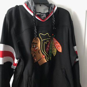 REEBOK CHICAGO BLACKHAWKS BLACK JERSEY SPEEDWICK PULLOVER HOODIE